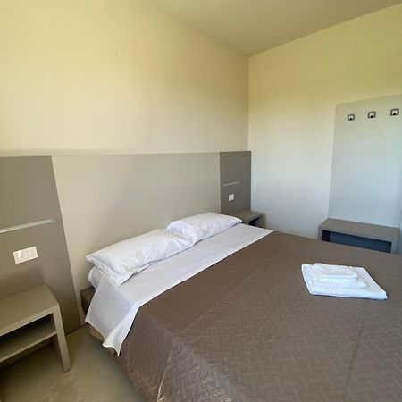 Residence Montefeltro La Torraccia ภายนอก รูปภาพ
