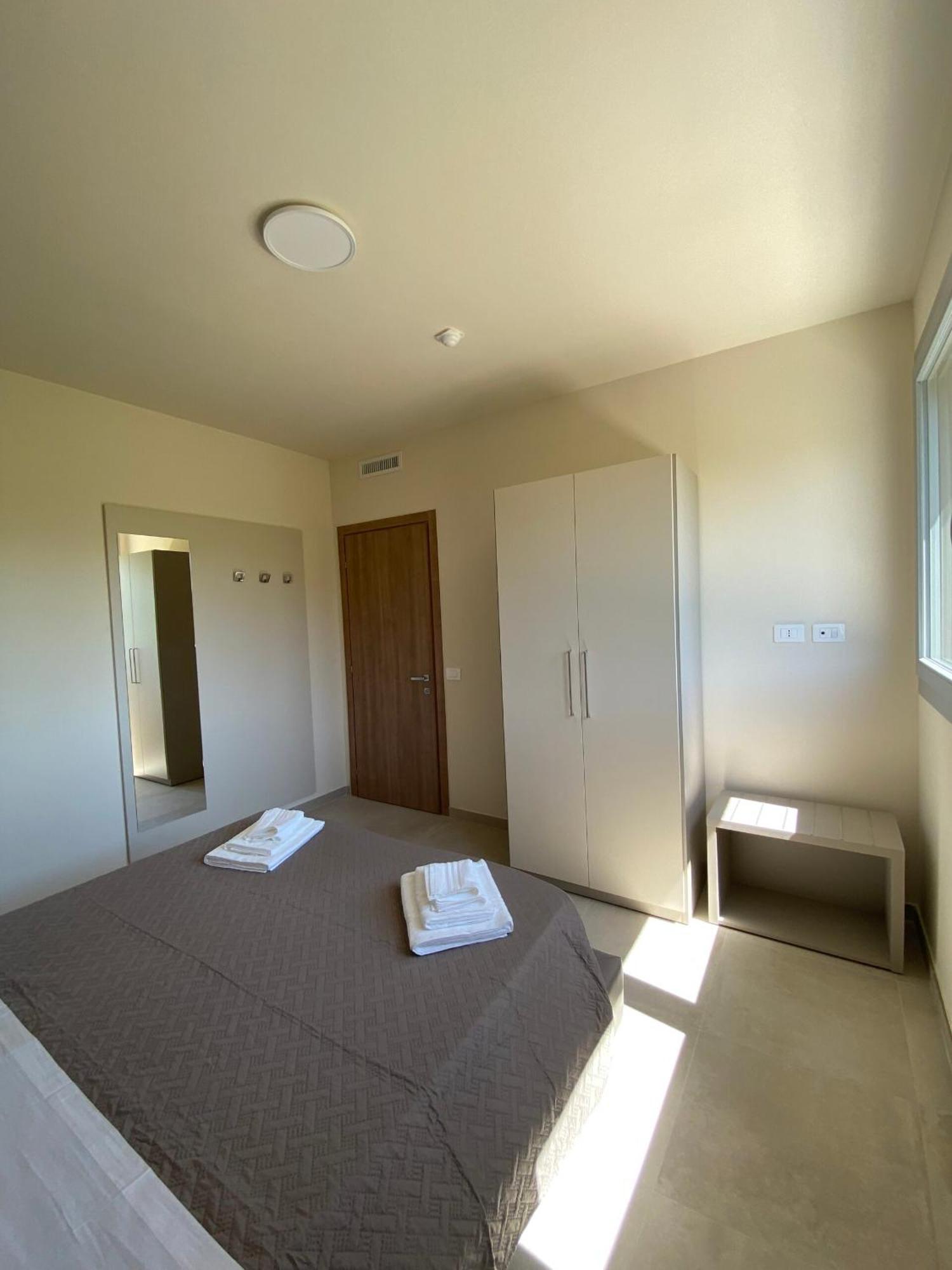 Residence Montefeltro La Torraccia ภายนอก รูปภาพ