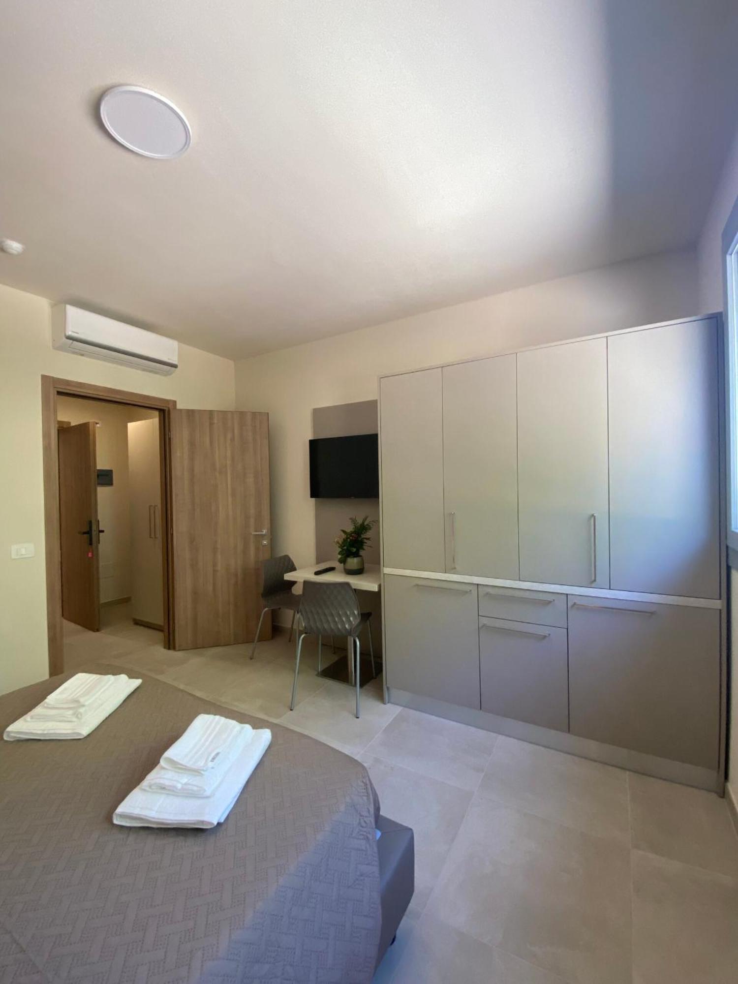 Residence Montefeltro La Torraccia ภายนอก รูปภาพ